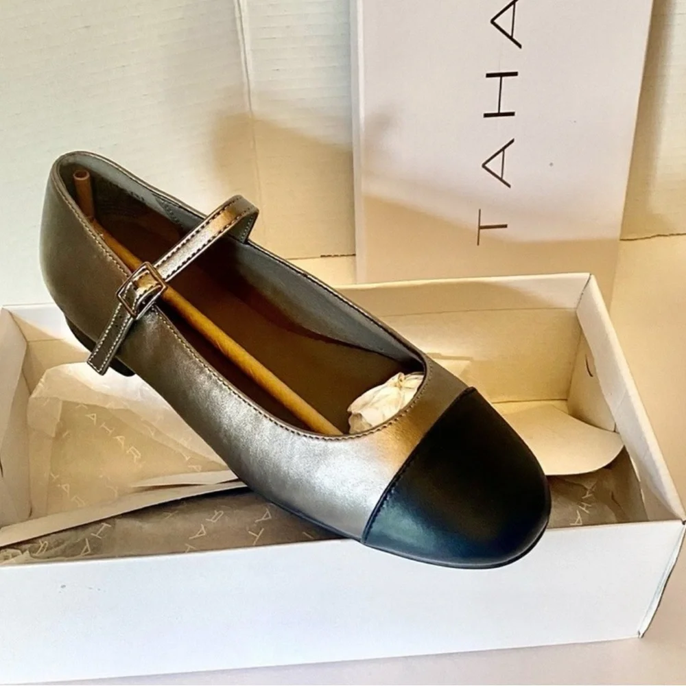 Tahari Women's Mary Jane Flats - Black‎ and Gray